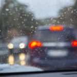 Vidro embaçado é um problema para o motorista: saiba o que f...