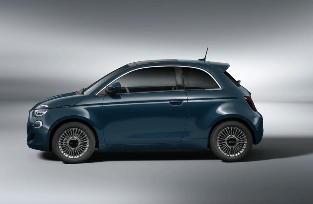 Design do Fiat 500e 2024