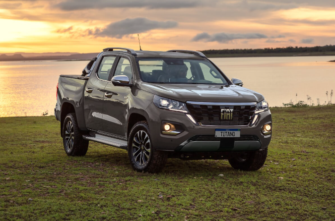 carros de luxo titano