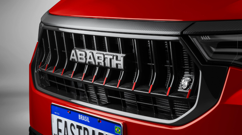 grade dianteira do fiat fastback abarth